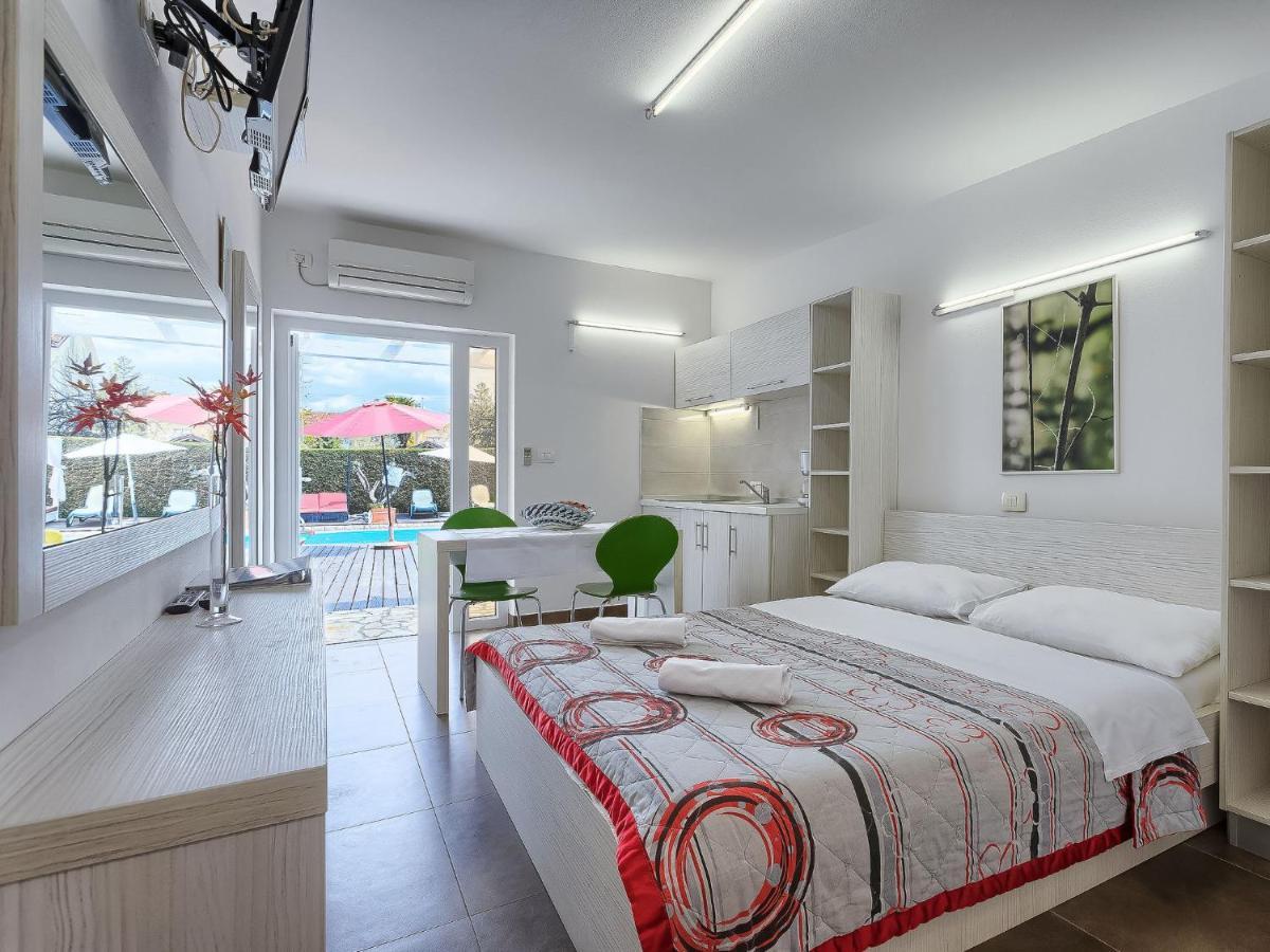 Apartment Nika-10 By Interhome Umago Exterior foto
